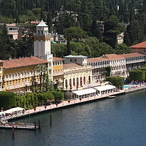 https://grand-hotel-gardone.it-lombardy.com